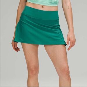 Lululemon play off the pleats teal lagoon